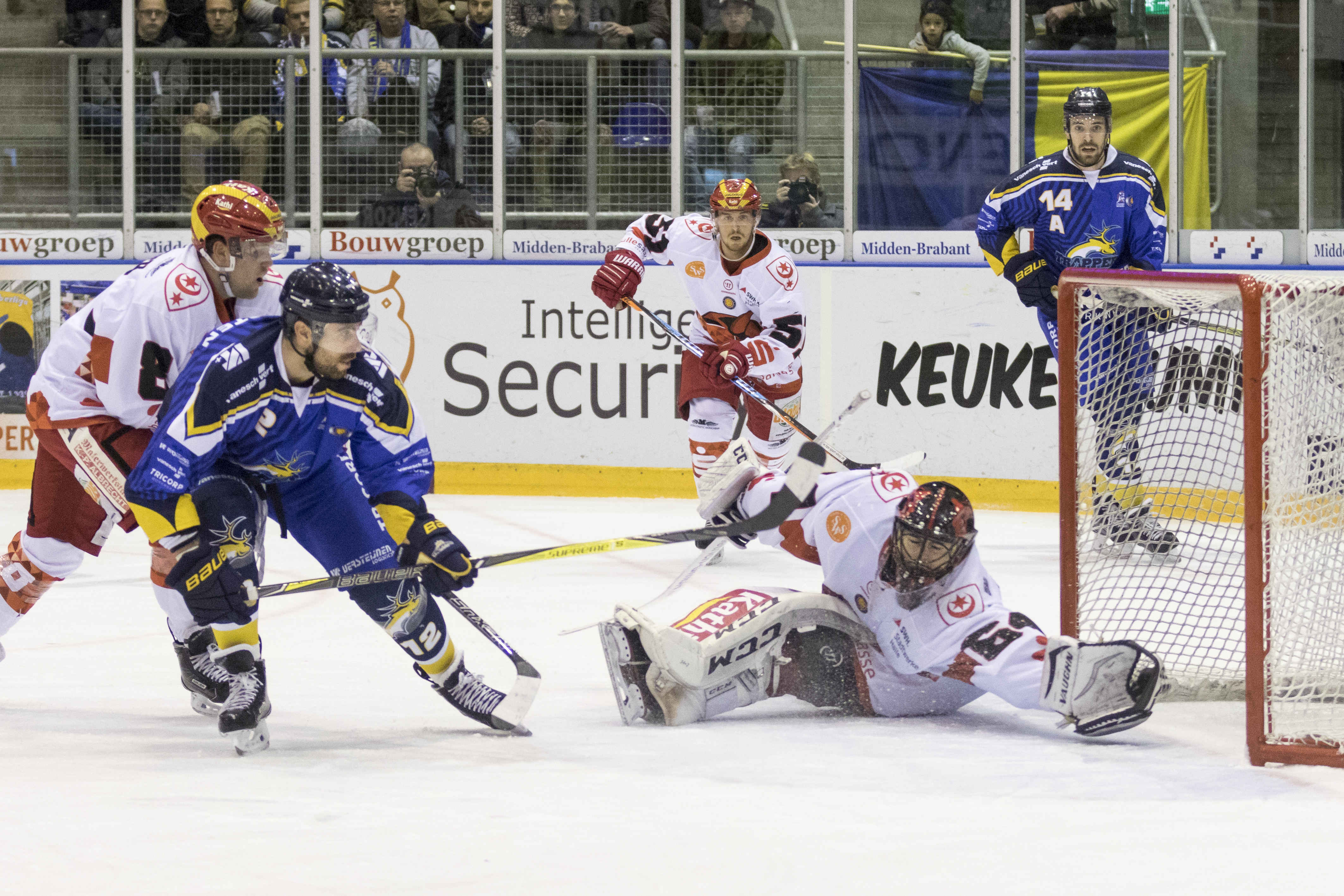 Tilburg Trappers vs. Saale Bulls Halle (2-1)