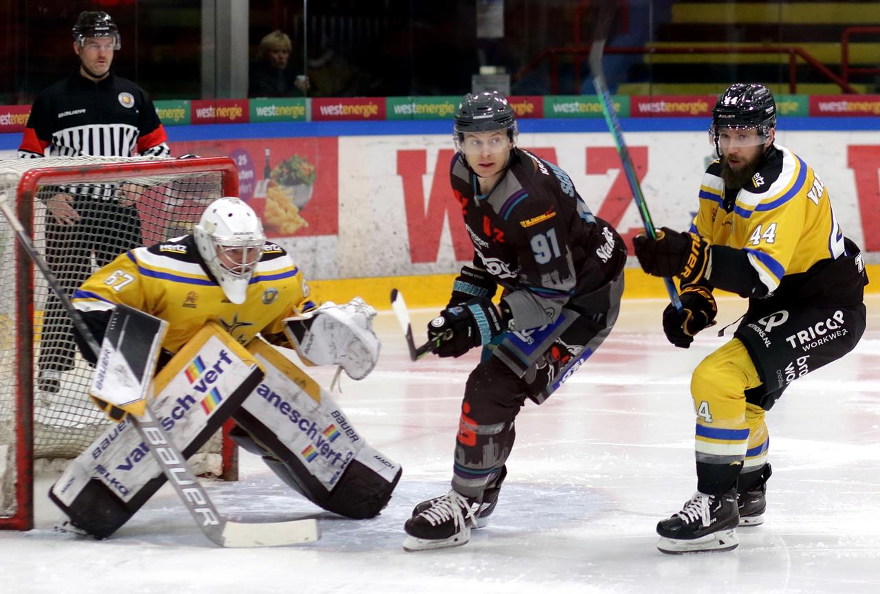 ESC Wohnbau Moskitos Essen vs. Tilburg Trappers (2-3)