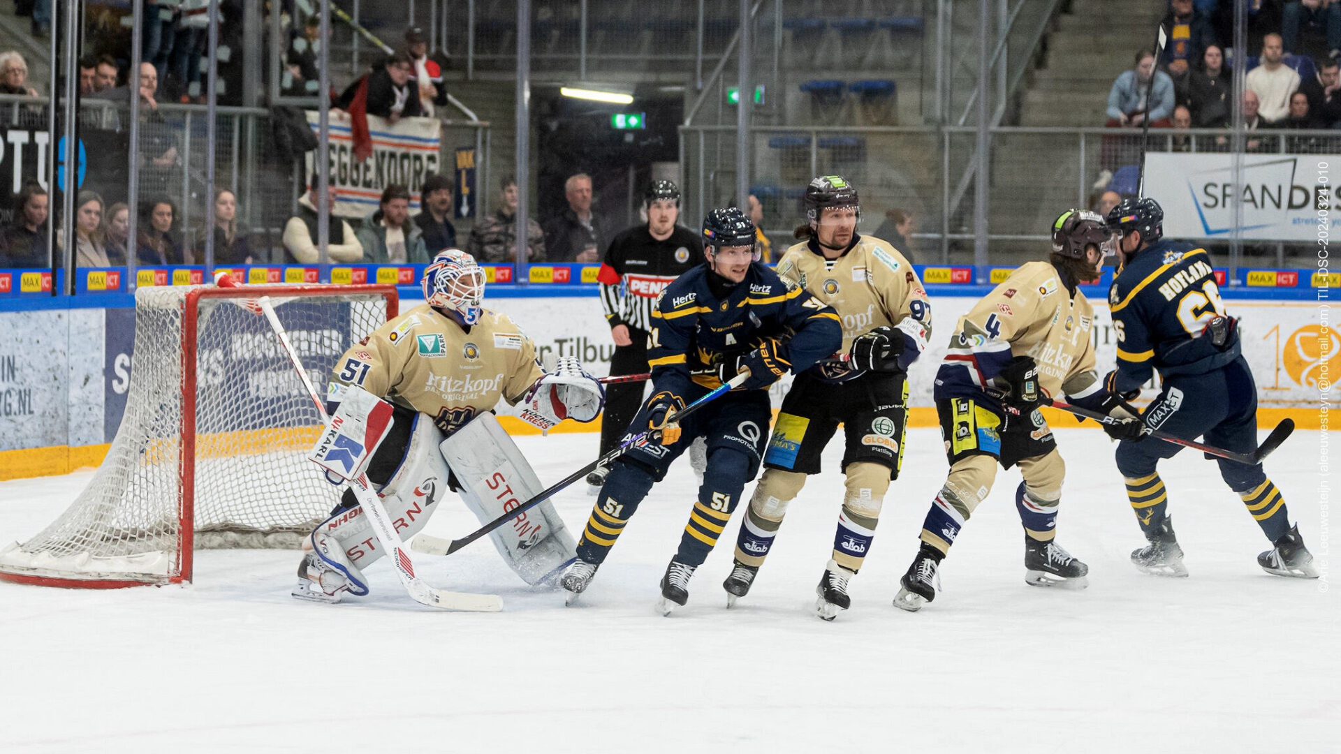 TRAPPERS NAAR HALVE FINALE!