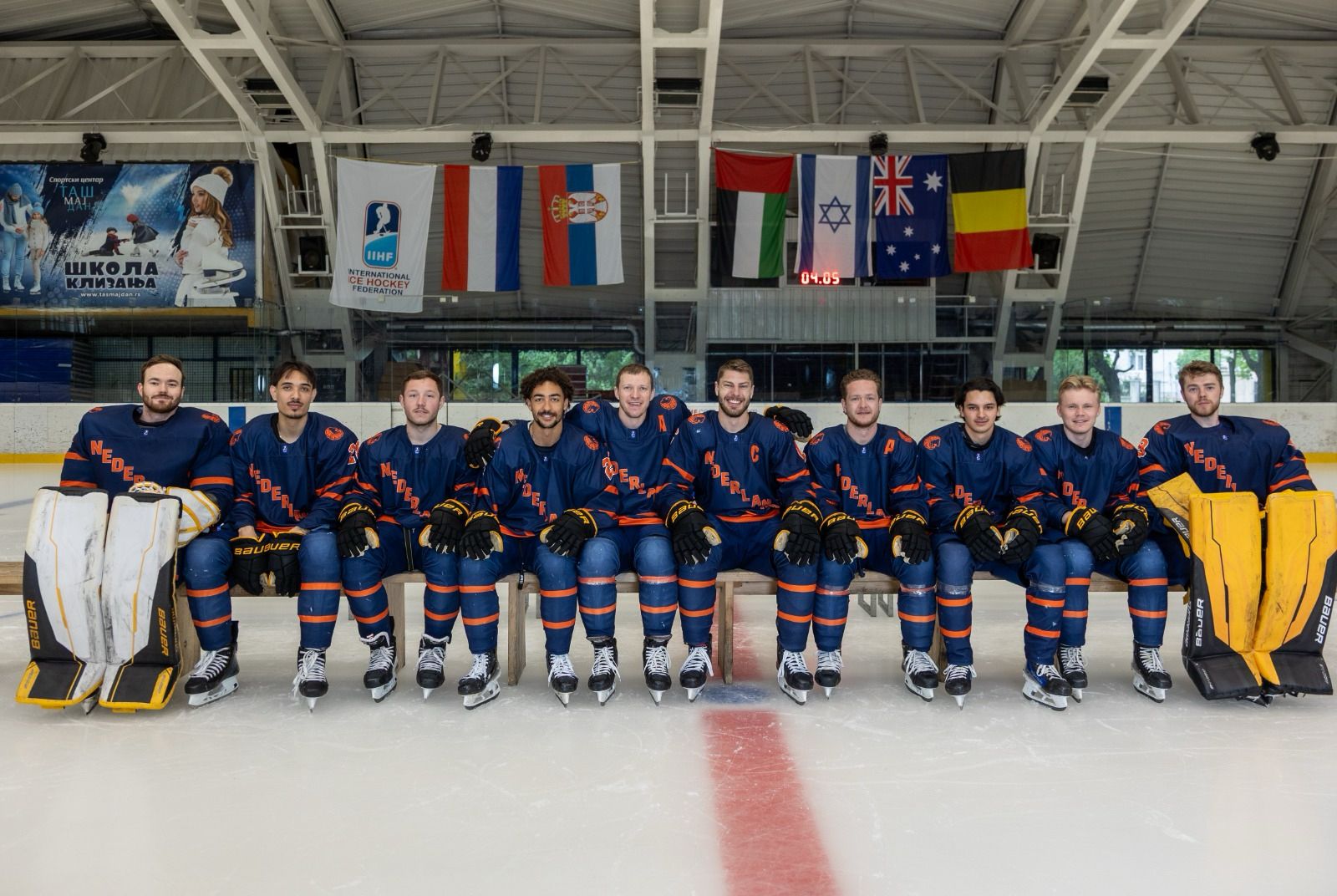 NEDERLAND OP VOOR GOUD EN PROMOTIE